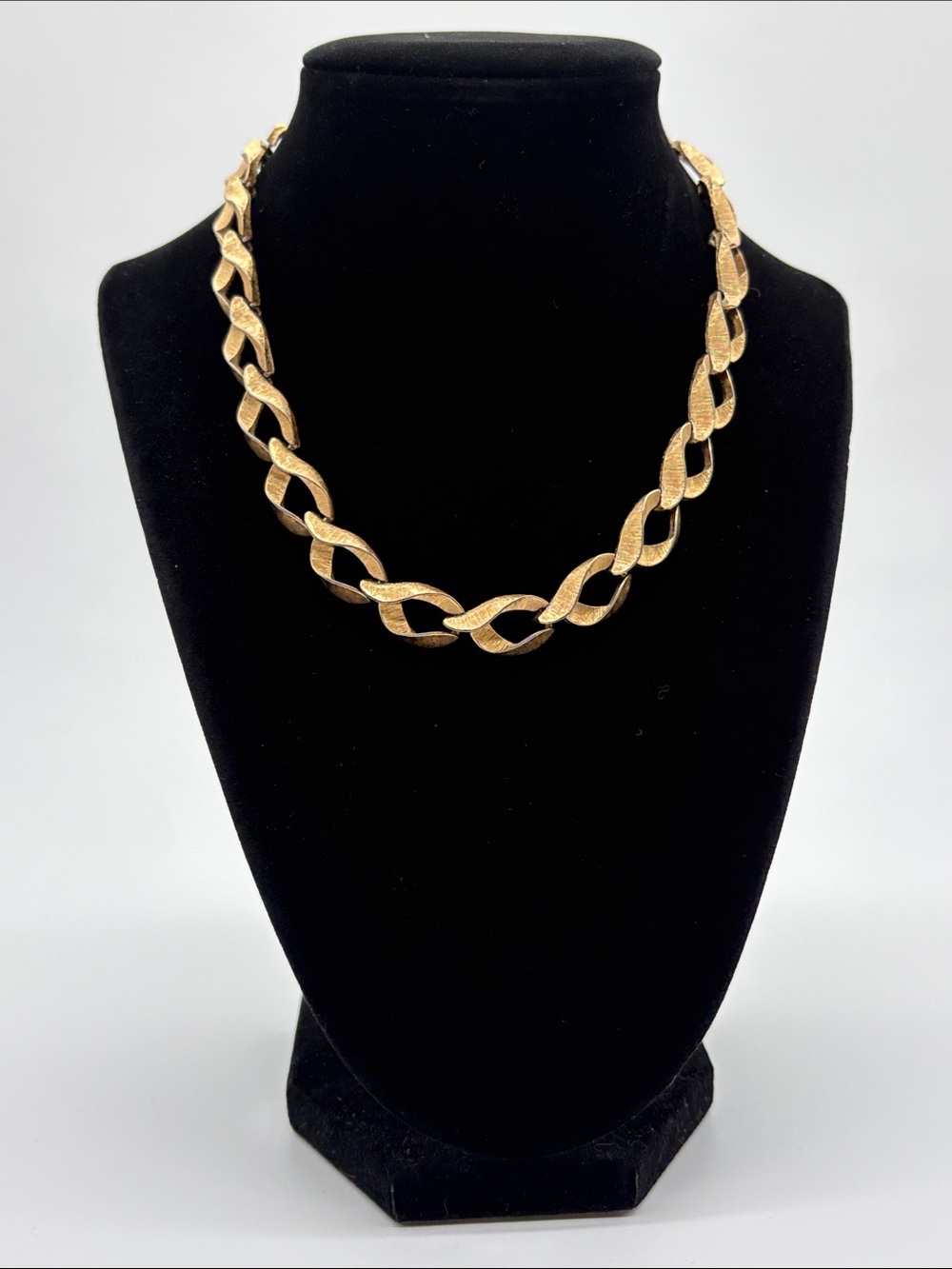 Vintage Monet Gold Twisted Textured Link Statement Necklace